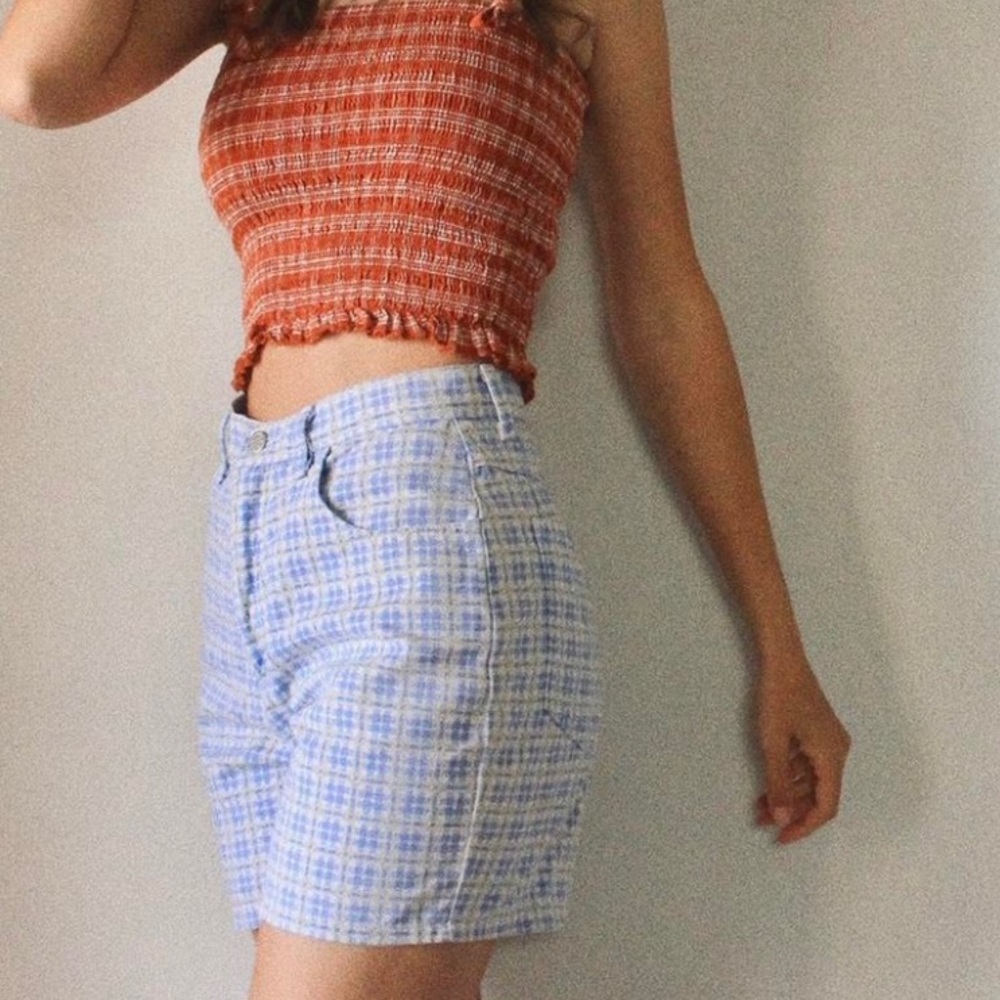 90s plaid Honors high-waisted shorts.